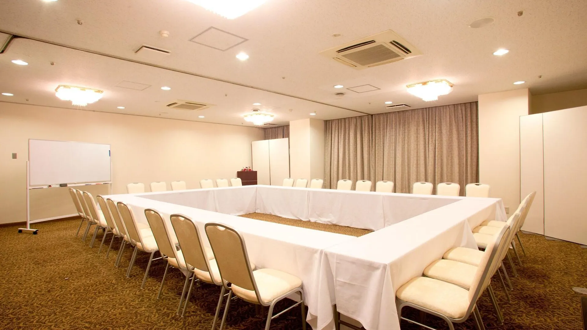 Toyo Hotel Fukuoka